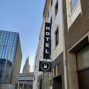 Domspitzen 3*, Cologne Germany