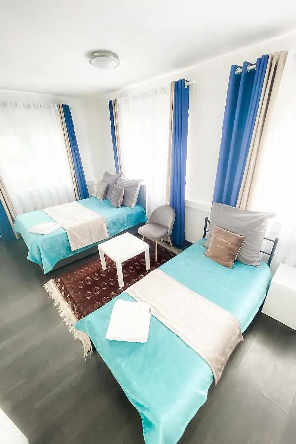 Tau Design Hotel Erlangen Guest house
