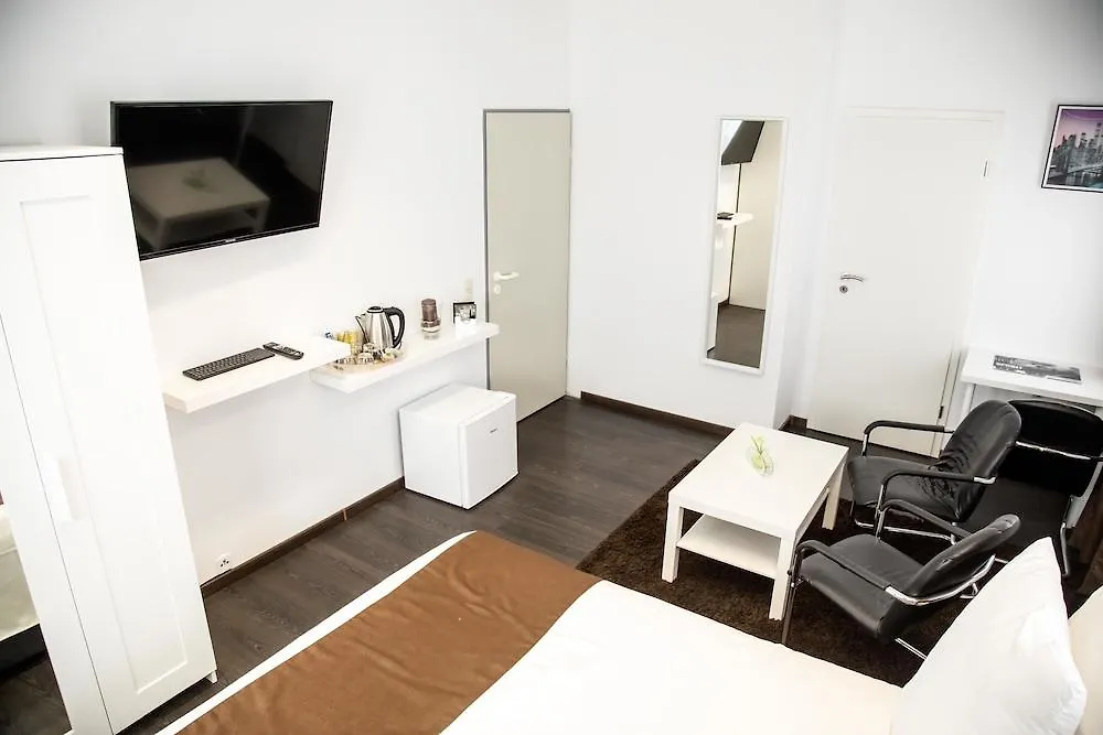 Tau Design Hotel Erlangen Guest house